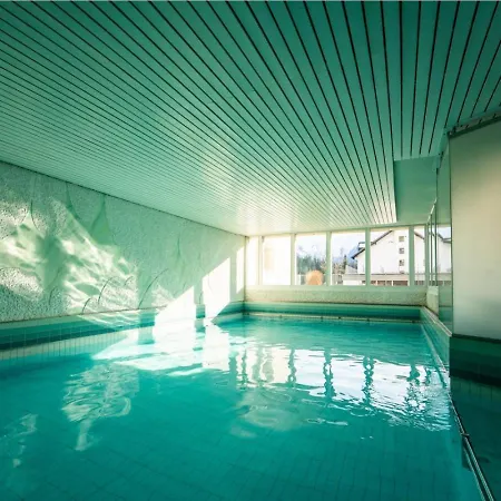Retro Liftside Apartment Laax